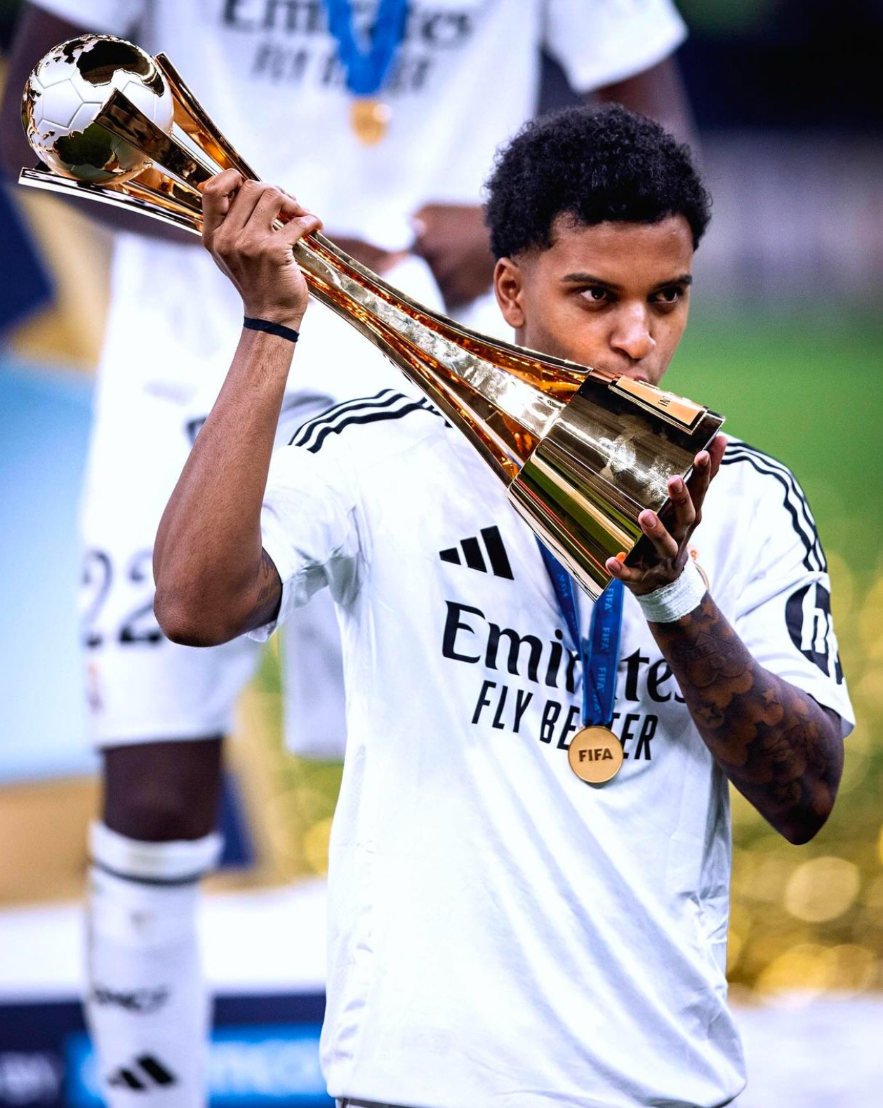 包含西班牙男篮碾压V5，罗德里戈完成高光表现焦点之战成都决赛之夜，锁定晋级资格的词条