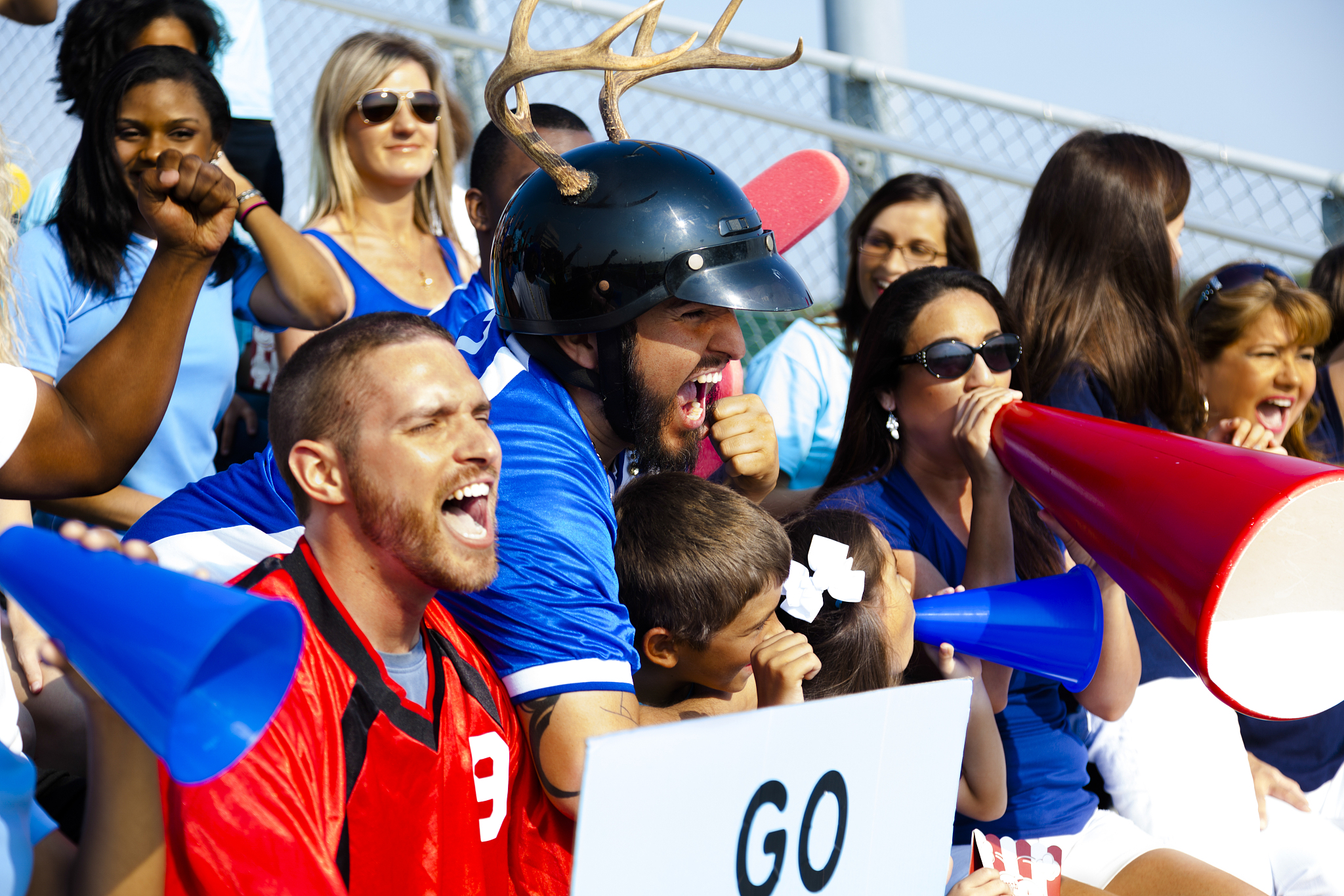 关于一场经典之战!田径点燃球迷热情的信息 关于一场经典之战!田径点燃球迷热情的信息