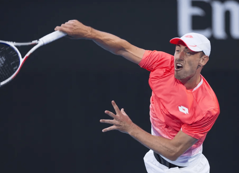 拉沃尔杯翻盘年终总决赛，穆雷带队取胜的简单介绍