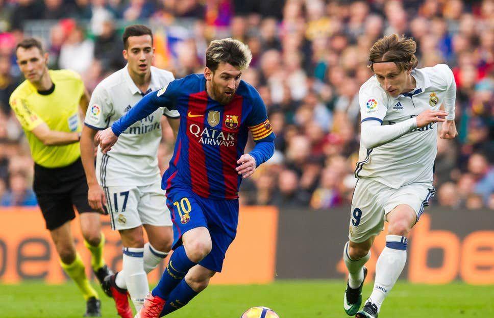 包含AC米兰完胜莱比锡红牛，卡瓦哈尔刷新纪录的词条