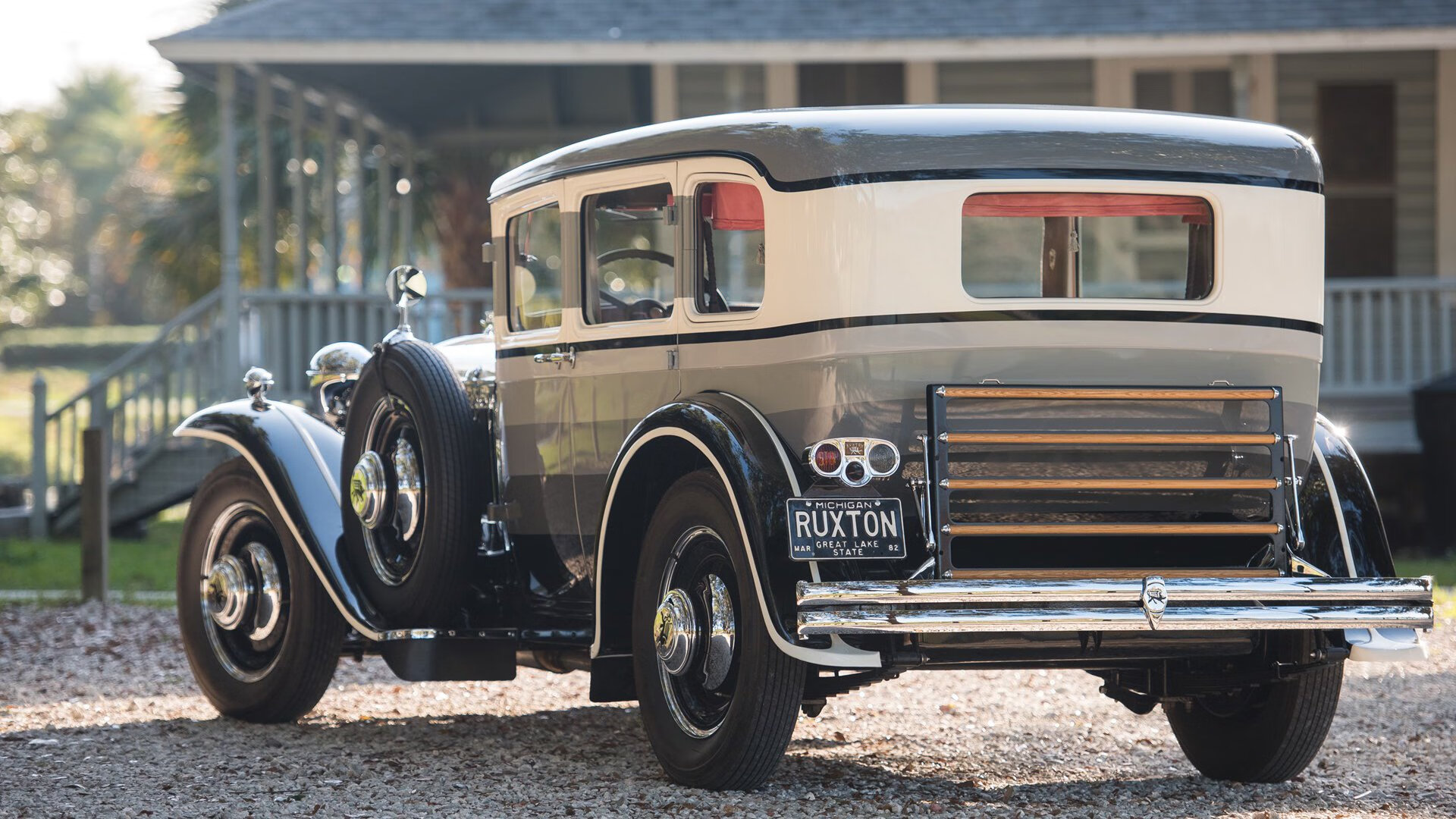 湖人压制黄蜂背后，塔图姆如何成为跨越球队的关键先生