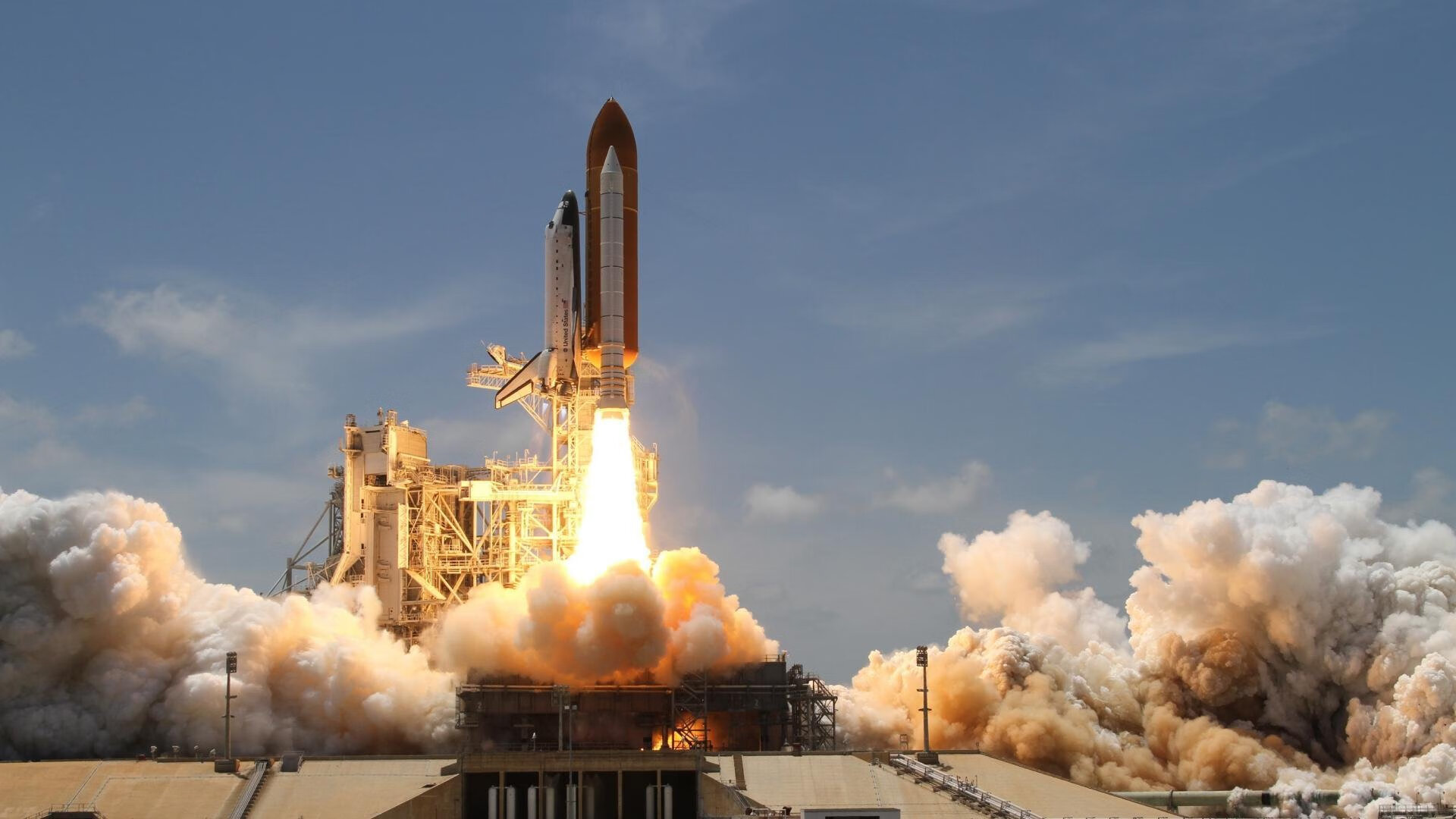 瞬间永恒,当尼斯单节击溃利物浦,阿克在东决封神—论体育史上的不可复制时刻